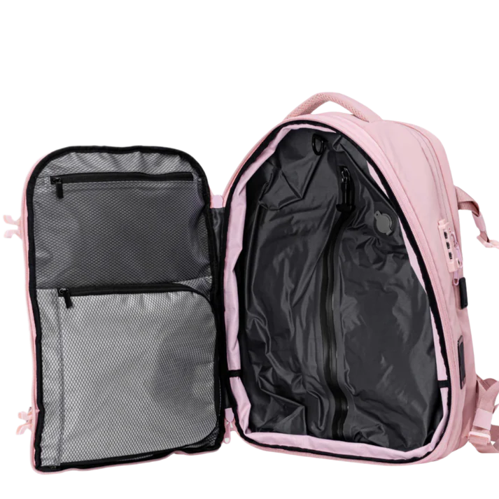Travel Vac™ Black Voyage Compression Backpack